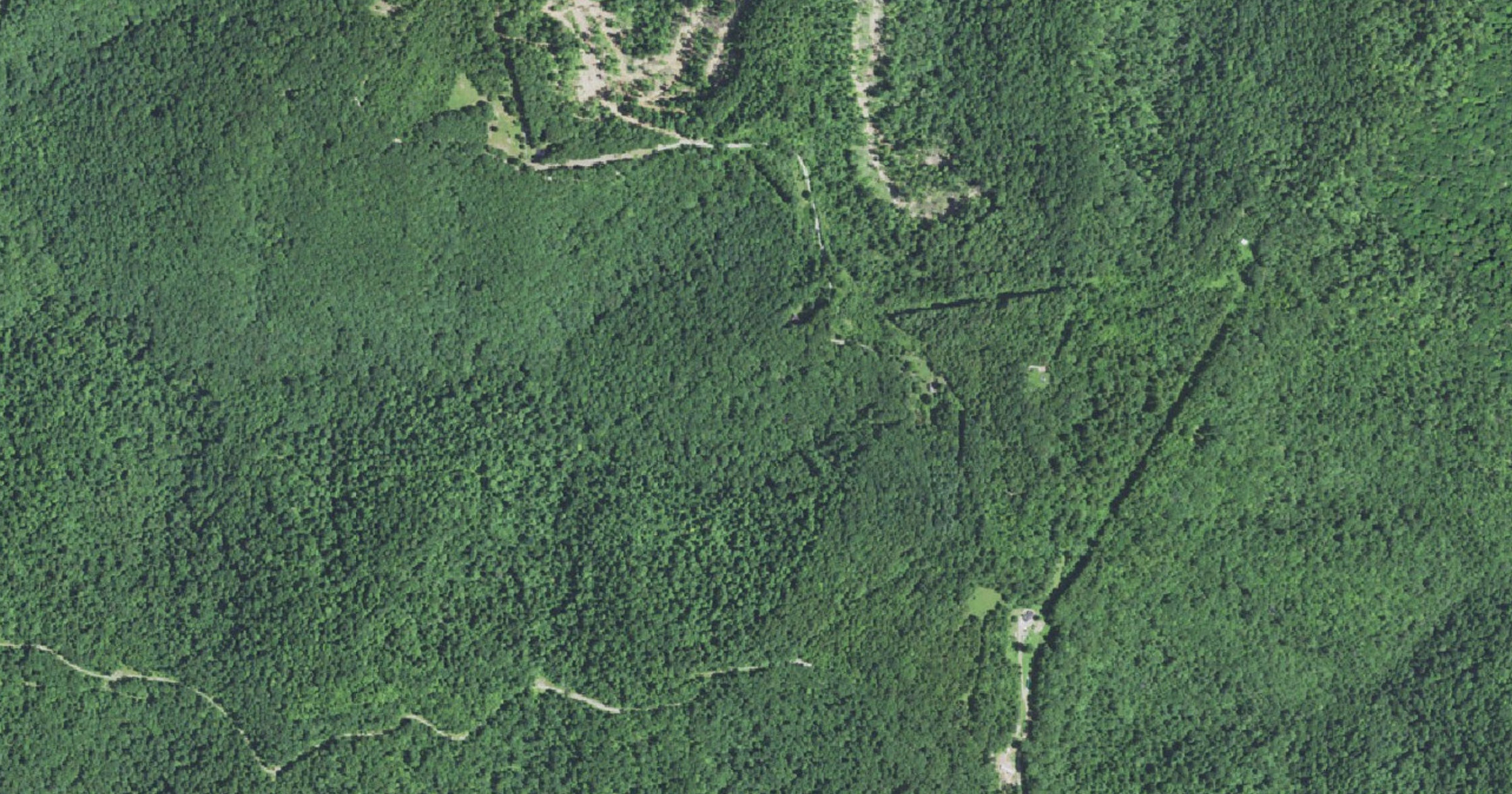 Range Impact / C2 Ventures (Time Complexity WV) Fola Mine Complex AI data center and power platform, a photo of the site